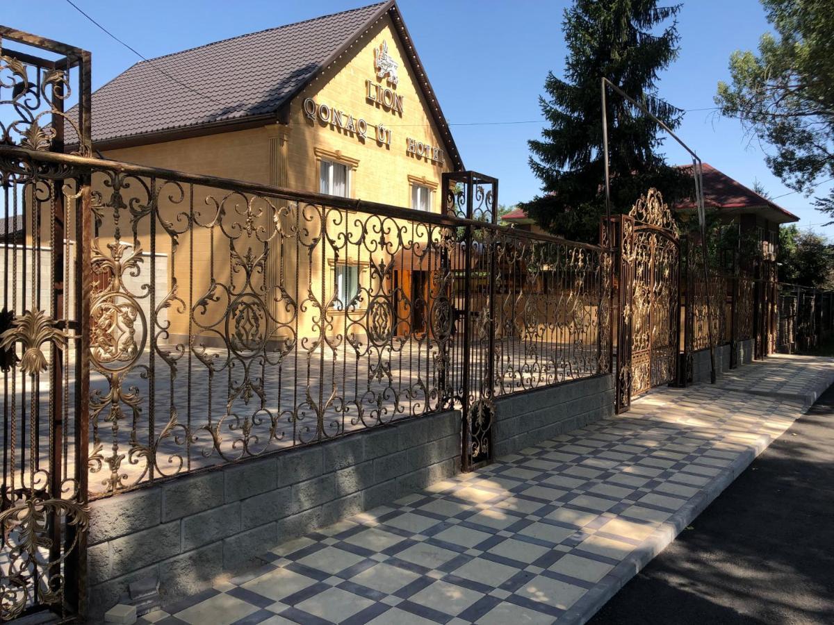 Hotel Lion Almaty Eksteriør bilde