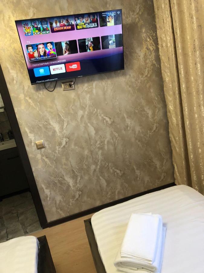 Hotel Lion Almaty Eksteriør bilde