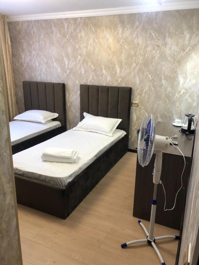 Hotel Lion Almaty Eksteriør bilde