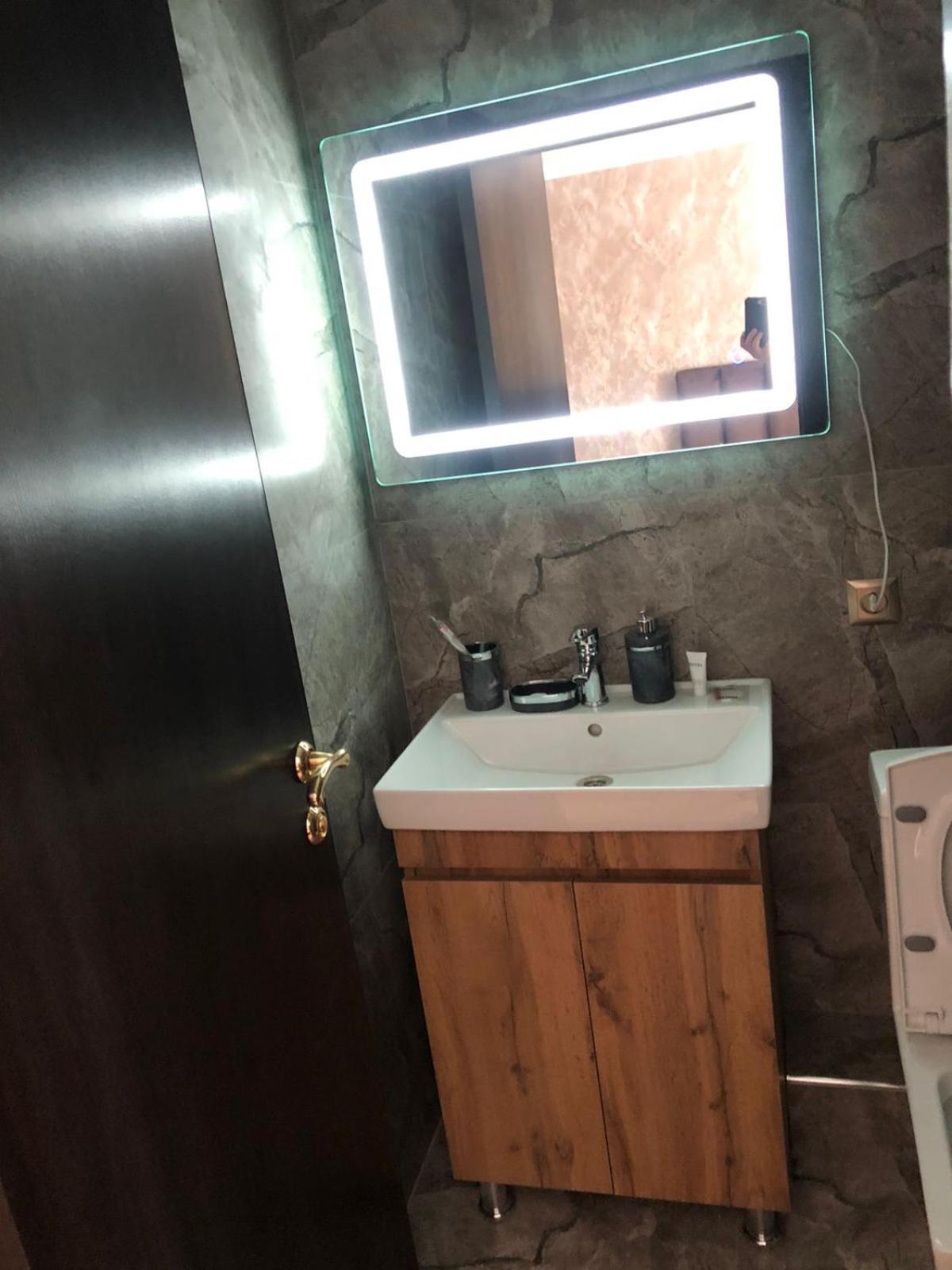 Hotel Lion Almaty Eksteriør bilde